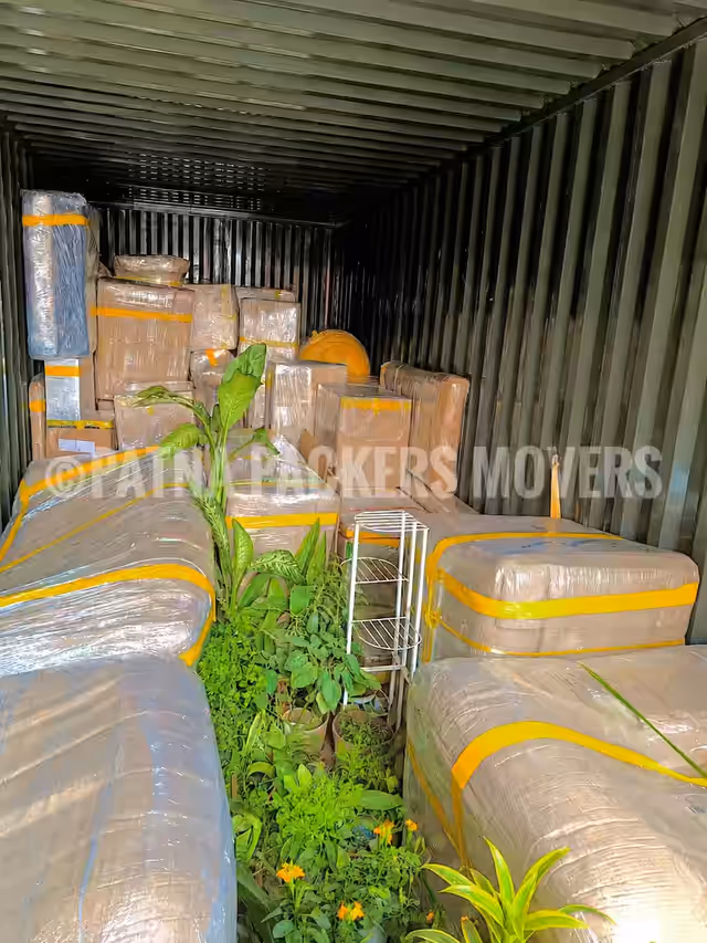 Goods loading video thumbnail